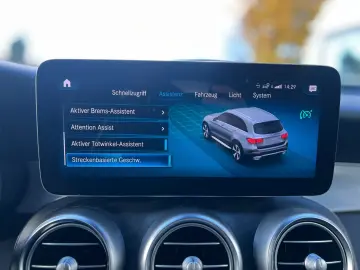 MERCEDES-BENZ GLC 300e 4Matic AMG LED FACELIFT AHK ACC ALC