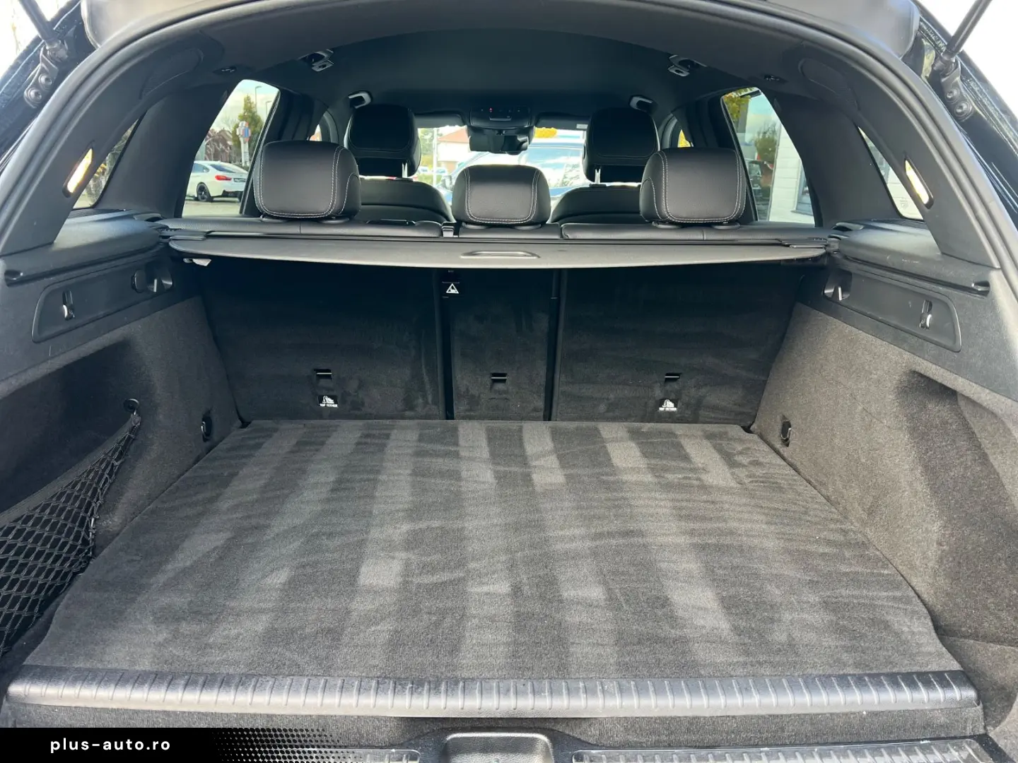 MERCEDES-BENZ GLC 300e 4Matic AMG LED FACELIFT AHK ACC ALC