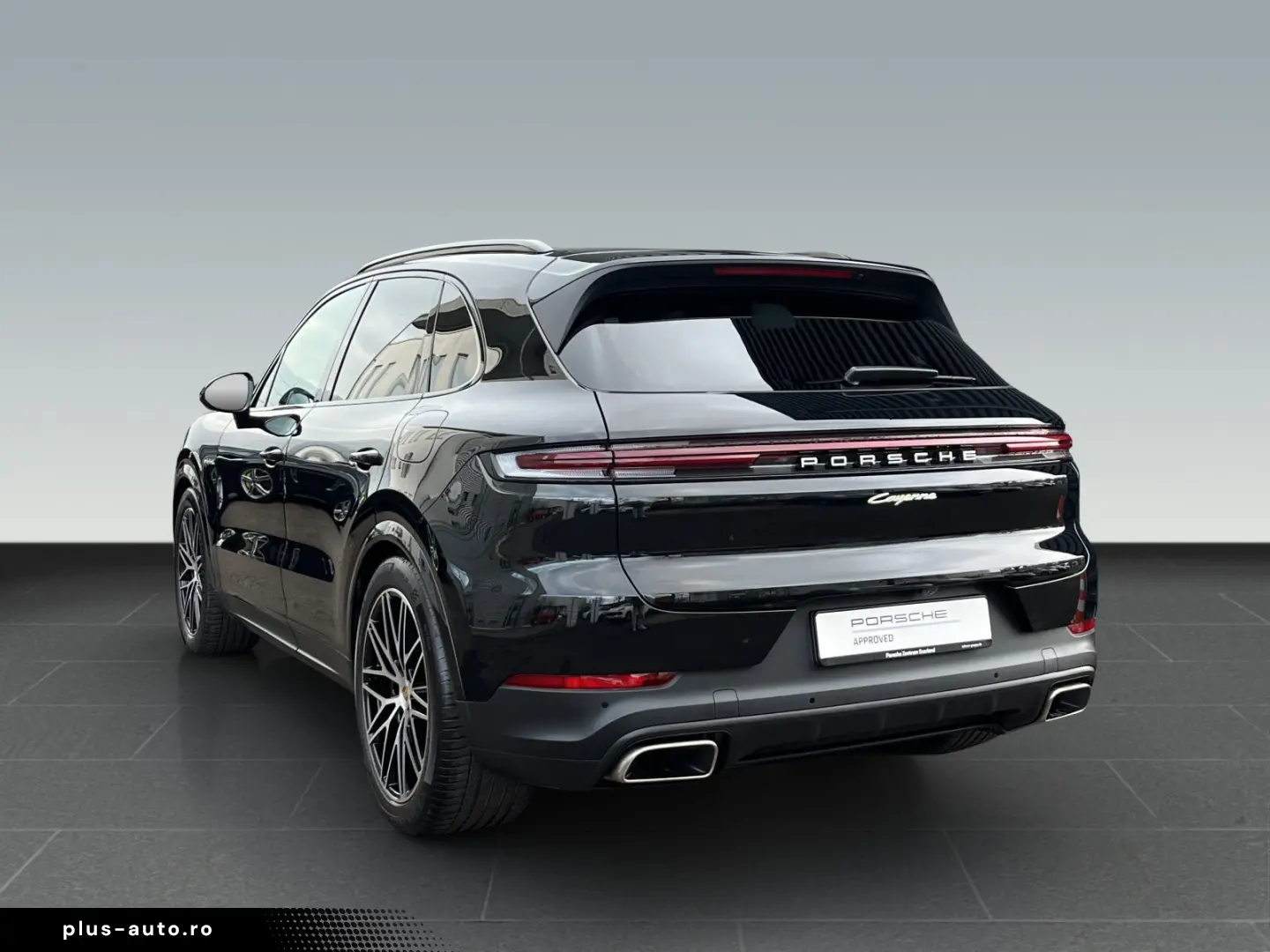 PORSCHE Cayenne E-Hybrid Pano. BOSE AHK Inno Luftf.