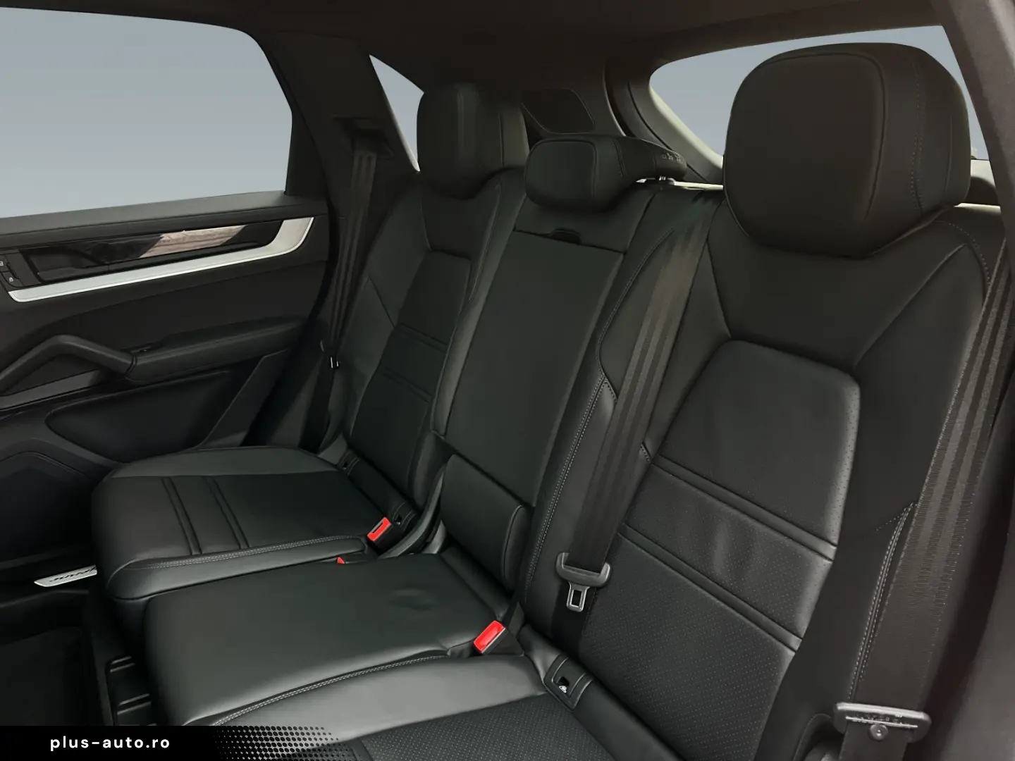 PORSCHE Cayenne E-Hybrid Pano. BOSE AHK Inno Luftf.