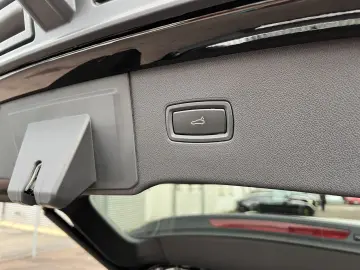 PORSCHE Cayenne E-Hybrid Pano. BOSE AHK Inno Luftf.