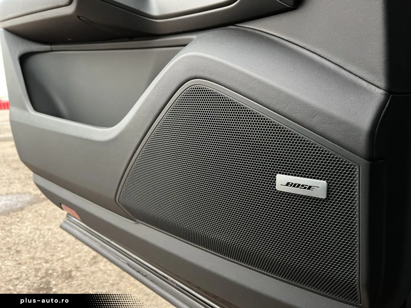 PORSCHE Cayenne E-Hybrid Pano. BOSE AHK Inno Luftf.