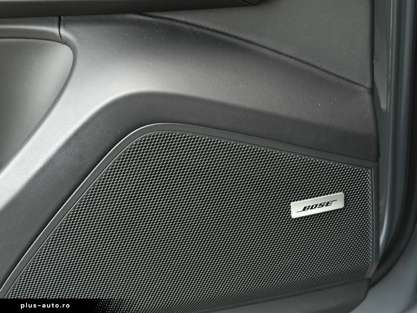 PORSCHE Cayenne S E-Hybrid PANO BOSE Soft-Close