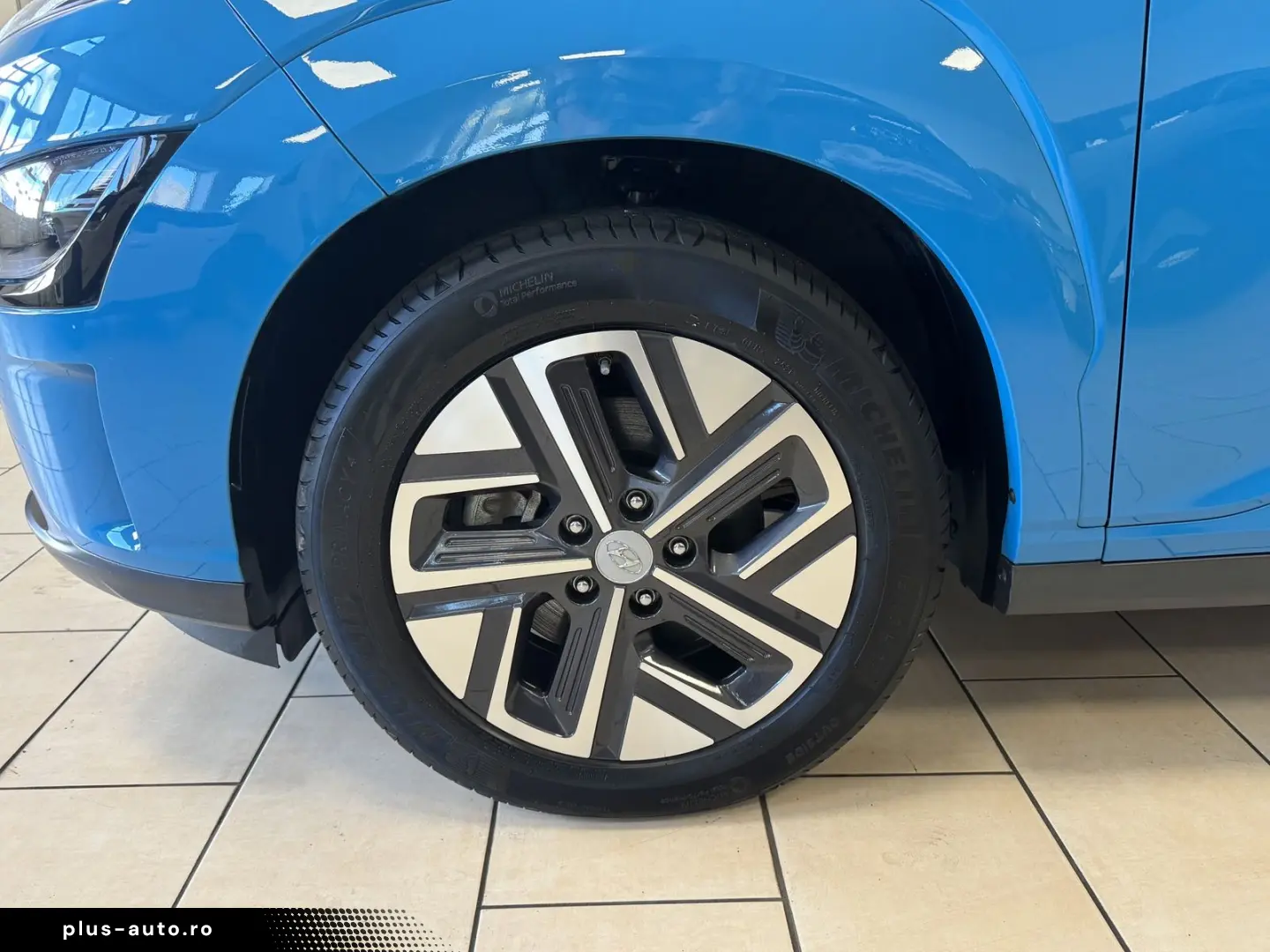 HYUNDAI Kona Select 2WD