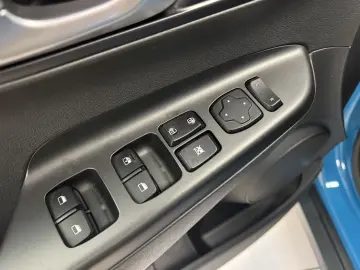 HYUNDAI Kona Select 2WD