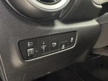 HYUNDAI Kona Select 2WD