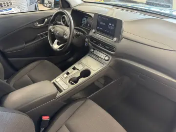 HYUNDAI Kona Select 2WD