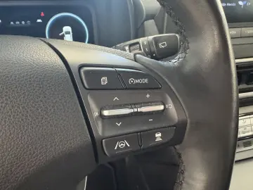 HYUNDAI Kona Select 2WD