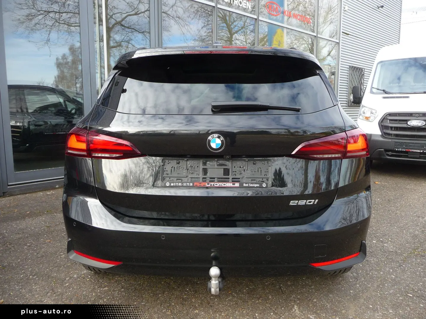 BMW 220i Active Tourer  Aut. PANO el.AHK LED NAVI