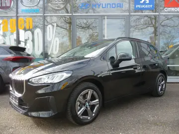 BMW 220i Active Tourer  Aut. PANO el.AHK LED NAVI