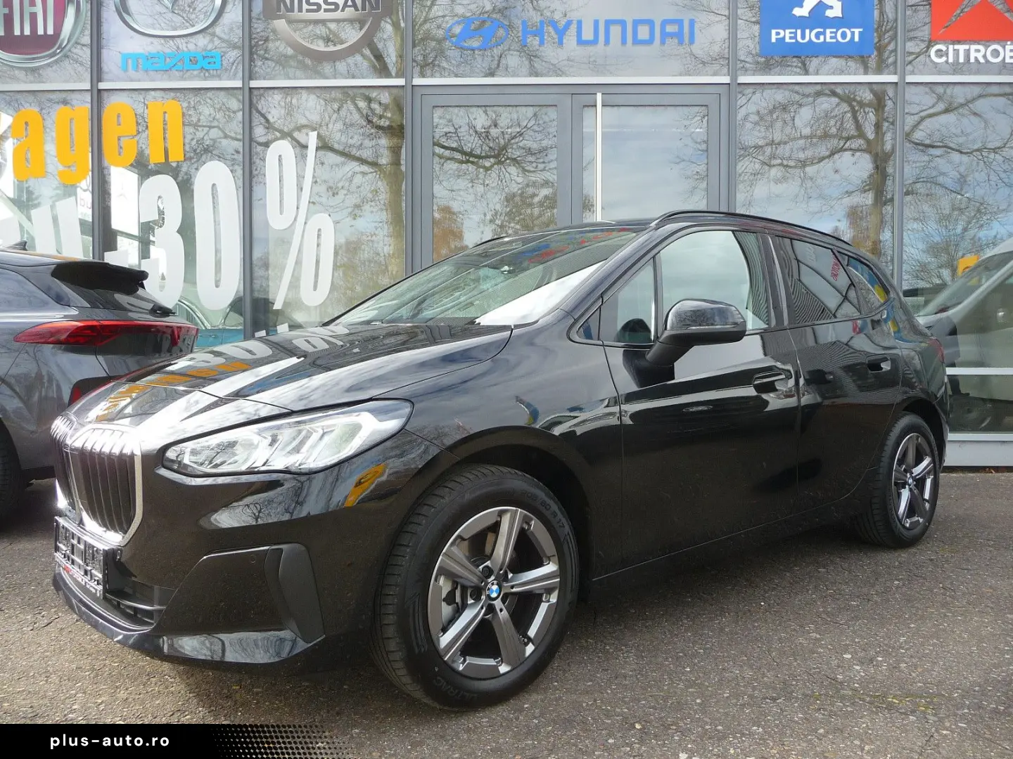 BMW 220i Active Tourer  Aut. PANO el.AHK LED NAVI