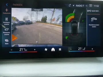 BMW 220i Active Tourer  Aut. PANO el.AHK LED NAVI