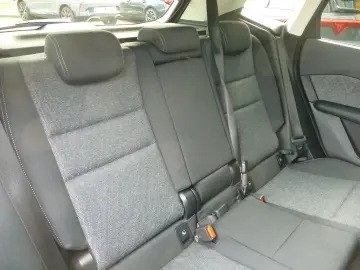 BMW 220i Active Tourer  Aut. PANO el.AHK LED NAVI