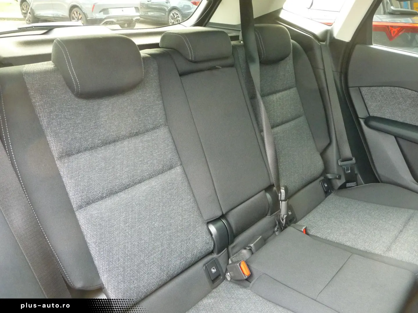 BMW 220i Active Tourer  Aut. PANO el.AHK LED NAVI