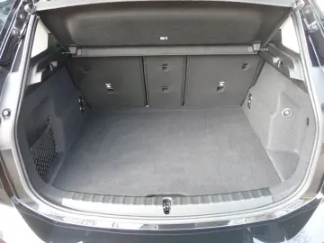 BMW 220i Active Tourer  Aut. PANO el.AHK LED NAVI