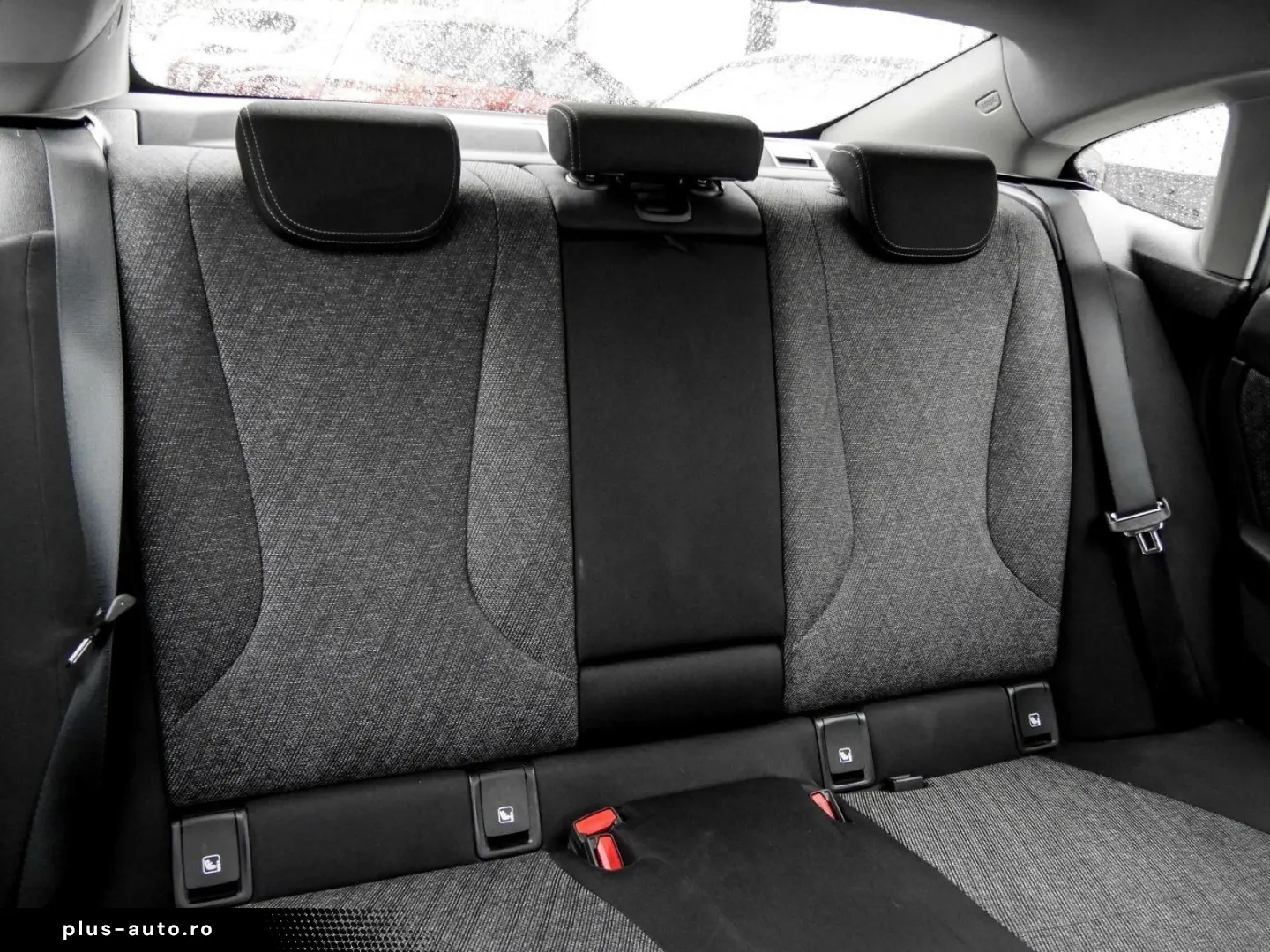 BMW 218d M DESIGN ADAPT.LED DA PA SHZ