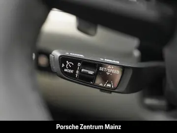 PORSCHE Cayenne S Coupe Innodrive 18Wege Anhängezugvor.