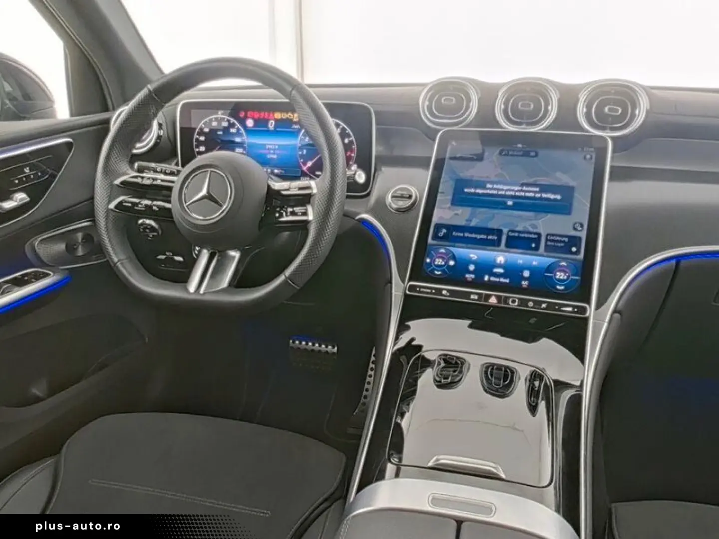 MERCEDES-BENZ GLC 300 4M AMG AHK PANO DIGITAL-LIGHT &hellip;