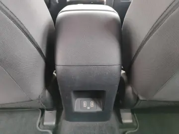 HYUNDAI TUCSON 1.6 T-GDI DCT PHEV Tractiune integrala