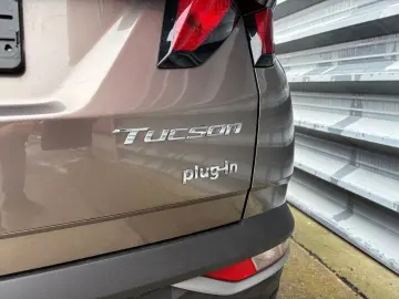 HYUNDAI Tucson Plug-In Hybrid 4WD