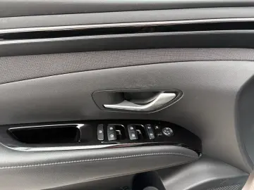 HYUNDAI Tucson Plug-In Hybrid 4WD