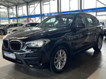 BMW X3 xDrive 30e Advantage LED PDC SHZ DAB Tempomat