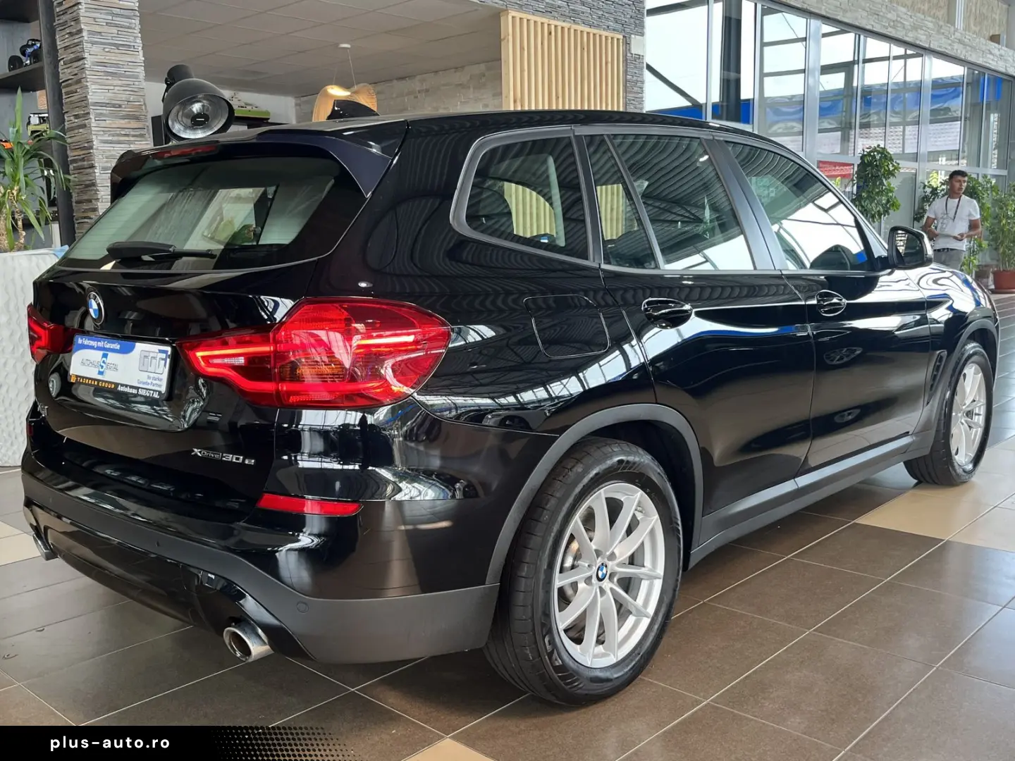 BMW X3 xDrive 30e Advantage LED PDC SHZ DAB Tempomat