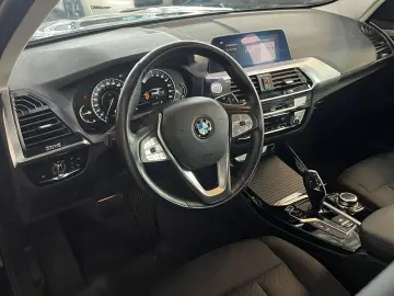 BMW X3 xDrive 30e Advantage LED PDC SHZ DAB Tempomat