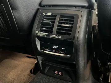 BMW X3 xDrive 30e Advantage LED PDC SHZ DAB Tempomat