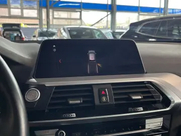 BMW X3 xDrive 30e Advantage LED PDC SHZ DAB Tempomat