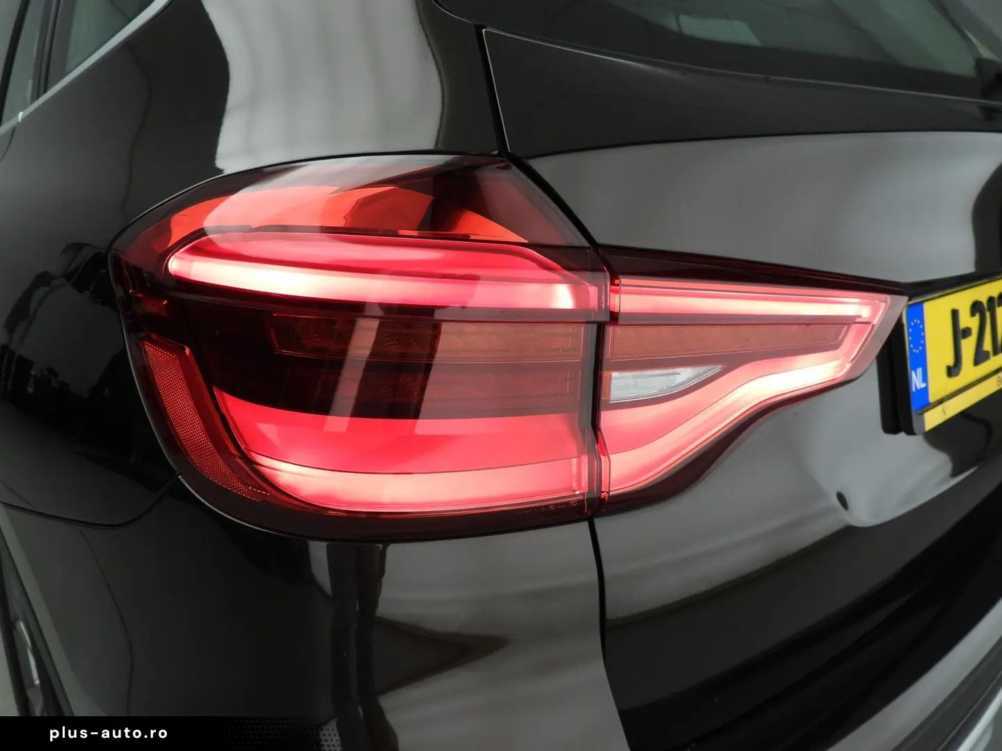 BMW X3 xDrive20i   LED   Leder   navi   Active cruis