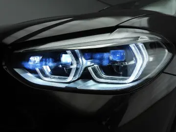 BMW X3 xDrive20i   LED   Leder   navi   Active cruis