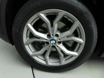 BMW X3 xDrive20i   LED   Leder   navi   Active cruis