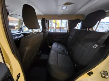 SUZUKI Jimny 5-Türer Allgrip Höherlegung Federn 15  Alu