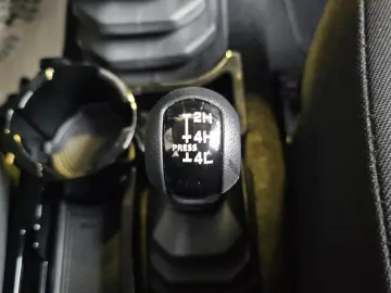 SUZUKI Jimny 5-Türer Allgrip Höherlegung Federn 15  Alu