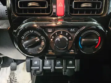 SUZUKI Jimny 5-Türer Allgrip Höherlegung Federn 15  Alu