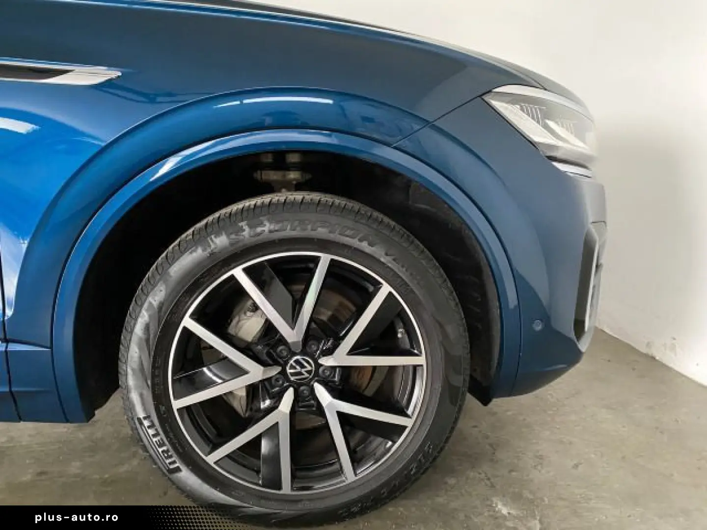 VW Touareg R-Line 3.0 V6 TDI tiptronic 4Motion