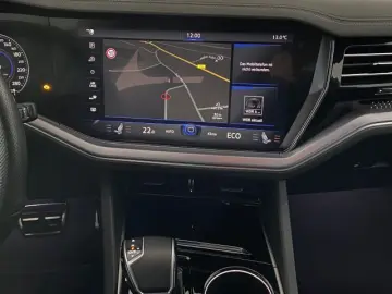 VW Touareg R-Line 3.0 V6 TDI tiptronic 4Motion