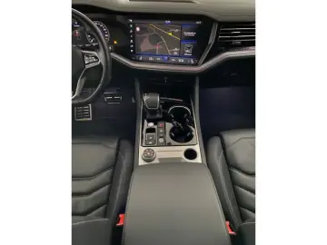 VW Touareg R-Line 3.0 V6 TDI tiptronic 4Motion