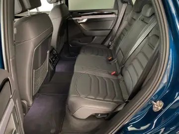 VW Touareg R-Line 3.0 V6 TDI tiptronic 4Motion