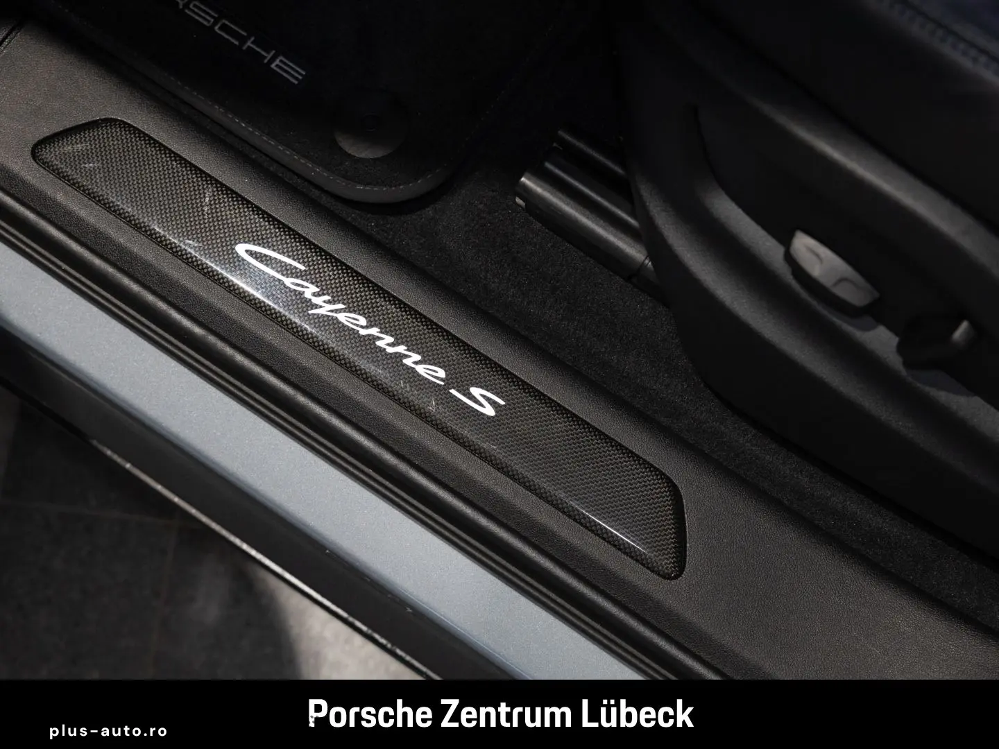 PORSCHE Cayenne S E-Hybrid Coupe HA-Lenkung InnoDrive