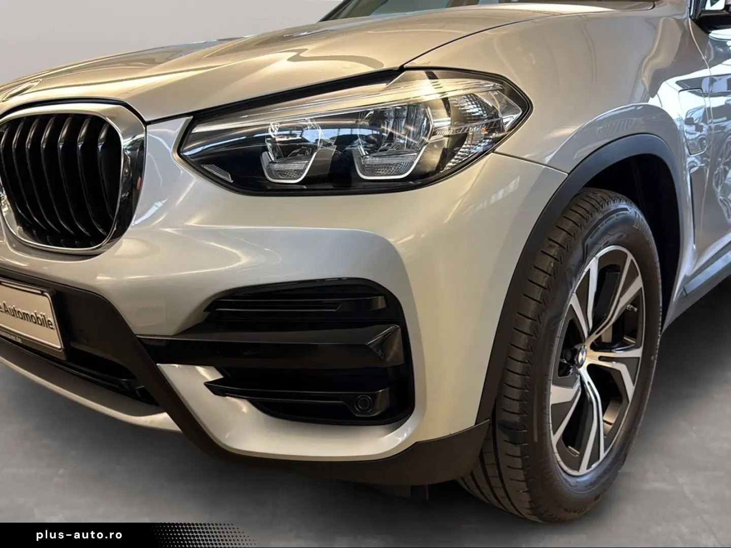 BMW X3 xDrive30e AHK LiveCockpitProf Head-Up PDC