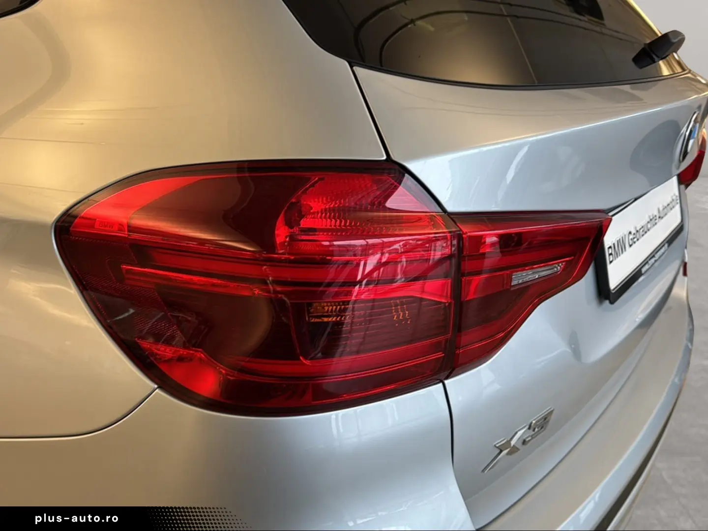 BMW X3 xDrive30e AHK LiveCockpitProf Head-Up PDC