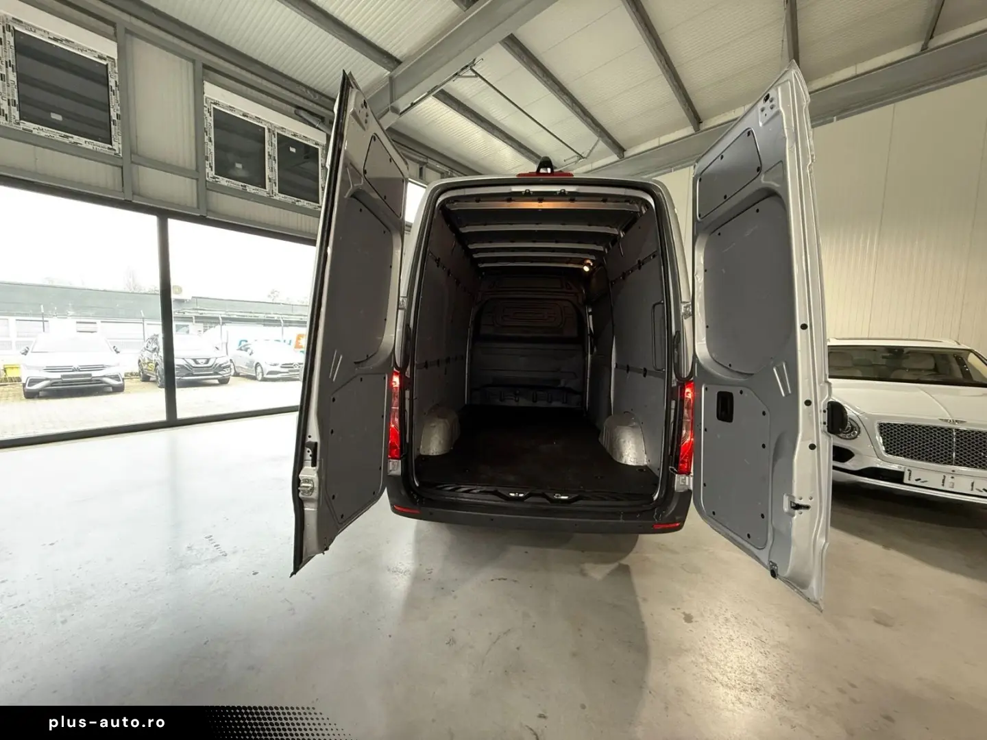 MERCEDES-BENZ Sprinter III RWD 315CDI KLIMA R.CAM