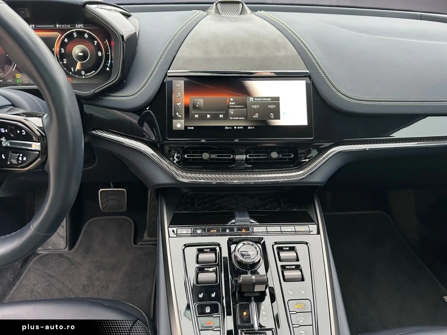 ASTON MARTIN DBX707 Facelift   Full Carbon Fibre   B&W