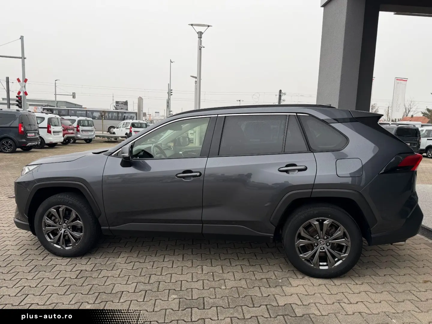 TOYOTA RAV4 2.5l HSD Hybrid 4x4