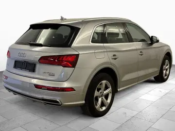 AUDI Q5 50 e quattro Kamera LED NaviTouch SHZ UVP64T€