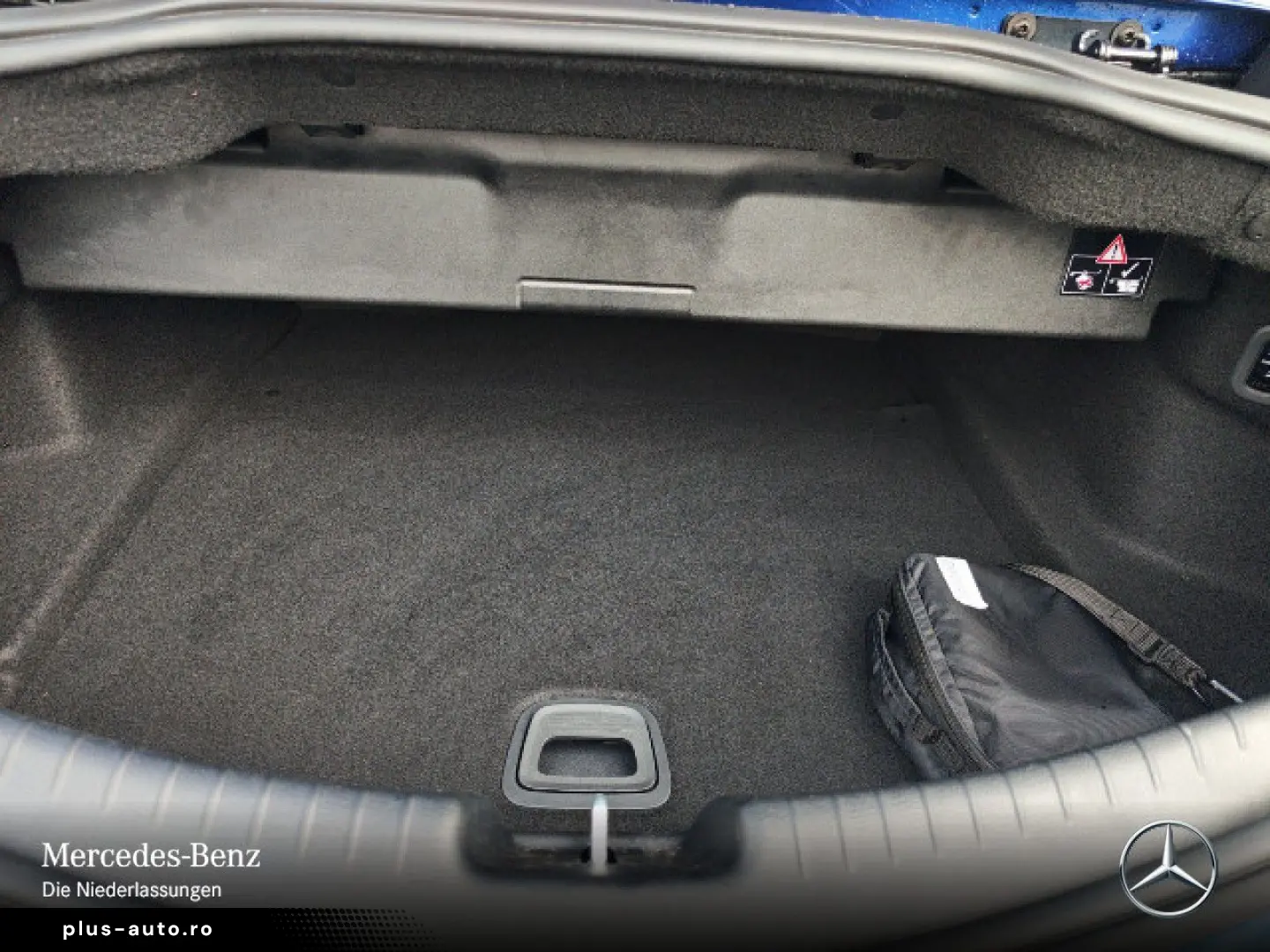 MERCEDES-BENZ CLE 200 Cabrio AMG Advanced PLUS DigiLight 360