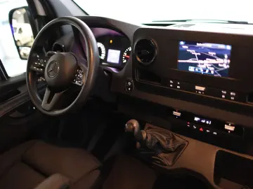 MERCEDES-BENZ Sprinter 317 CDI L2H2 360 -KAMERA