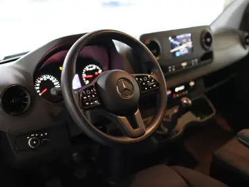 MERCEDES-BENZ Sprinter 317 CDI L2H2 360 -KAMERA